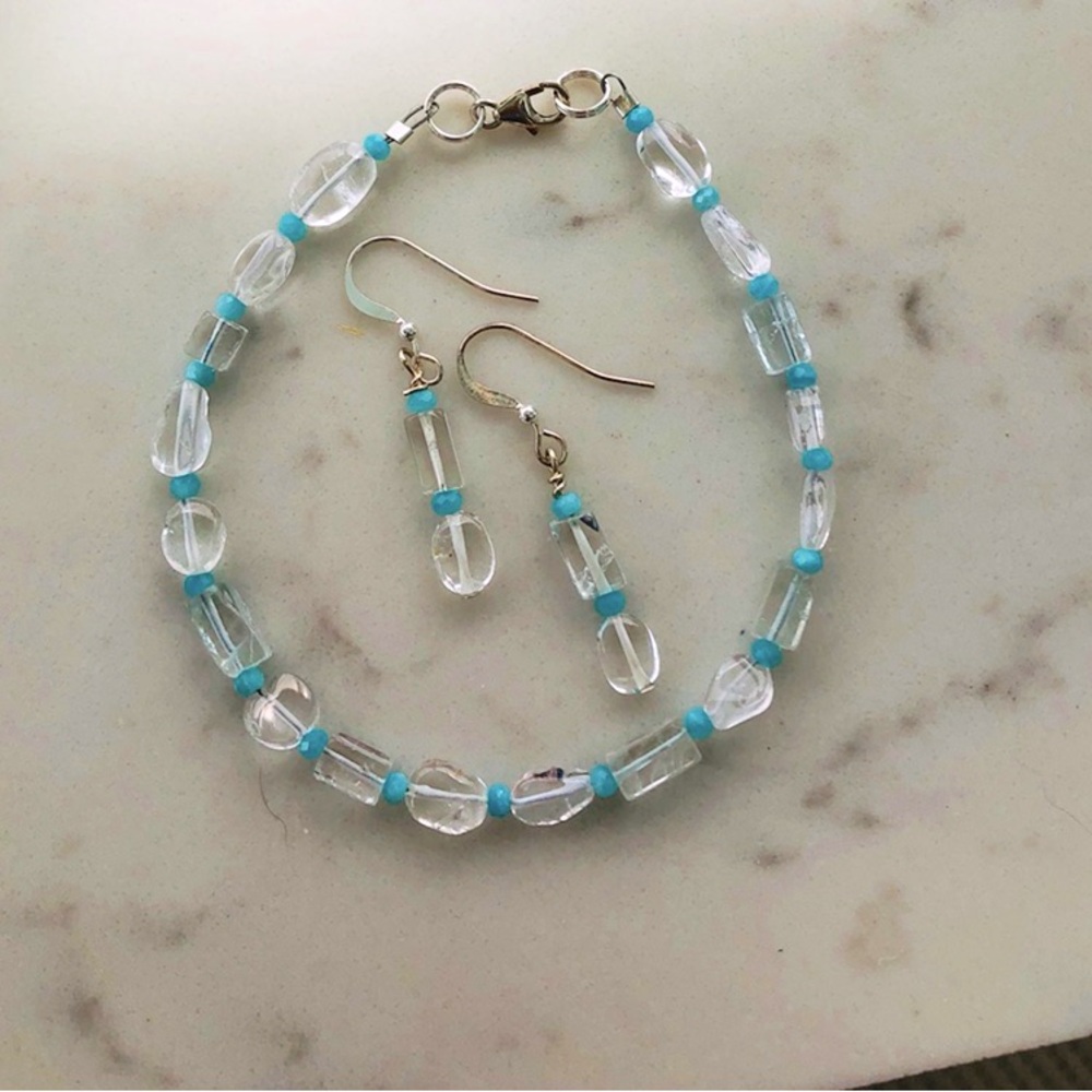Bracelet and earring set of blue amazonite and clear stones